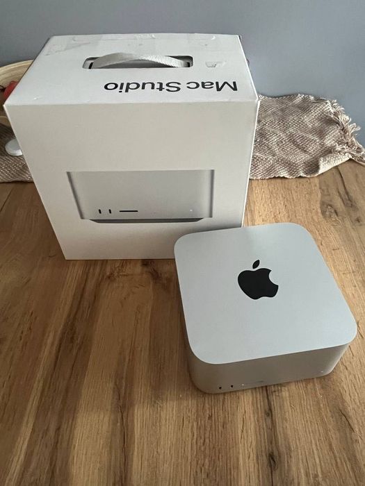 Apple Mac Studio M1 Max (10CPU/24GPU/32GB/512GB) краще M4, M4 pro