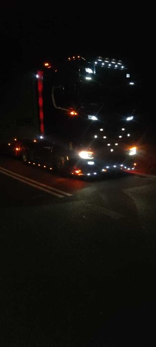 SCANIA S580V8 AUTOMAT  Naczepa Pezzaioli 3pokłady do Żywca, Zwierząt