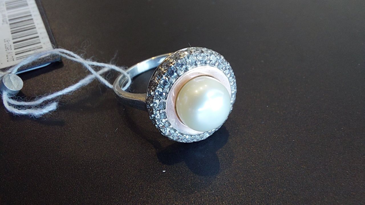 Каблучка срібна з перлиною (Кольцо серебрянное с жемчугом)