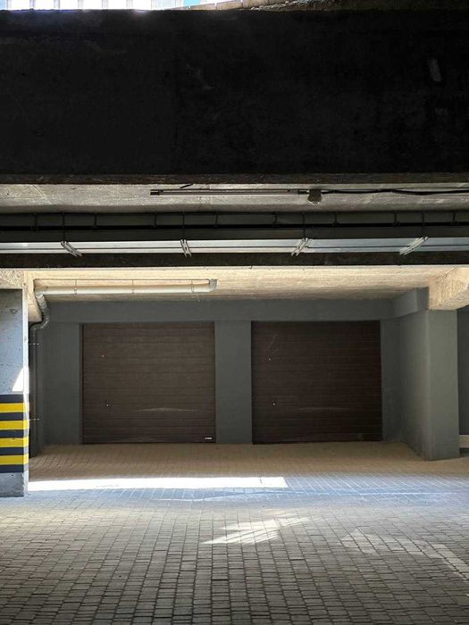 Продам гараж в центрі,збудований ЖР Княгинин 44,сирець,3 паркінг