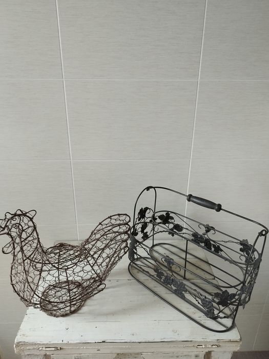 Galinha+ cesta de vinhos country corner novo