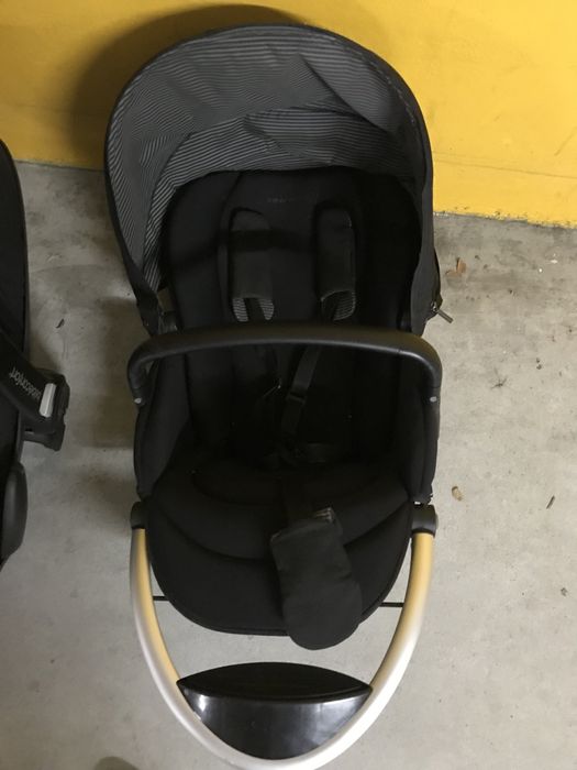 Conjunto Carrinho Bébé Confort + Isofix