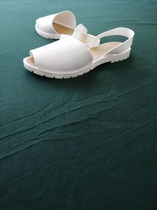 Модные Босоножки сандали сандалии женские пляжные в отличном состоянии