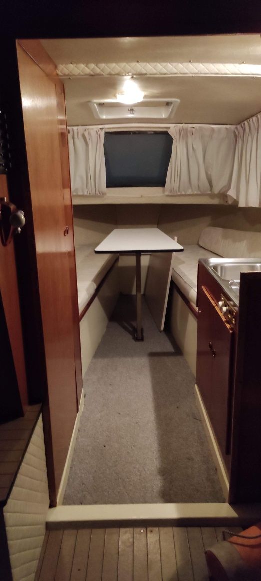 Łódź motorowa kabinowa Onedin 650 housboat zadbana shetland