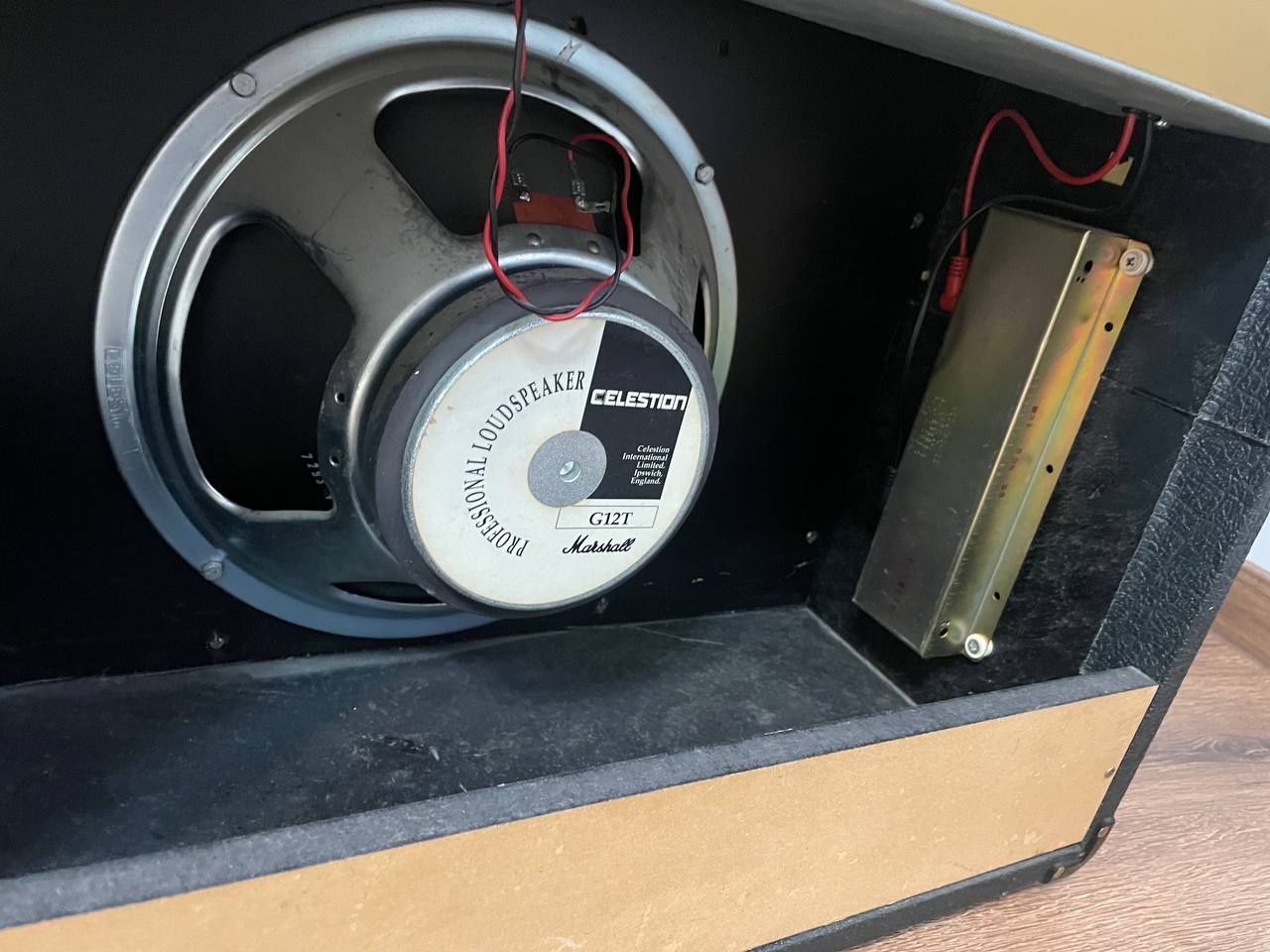 Косбопідсилювач Marshall Valvestate 8080 England комбоусилитель