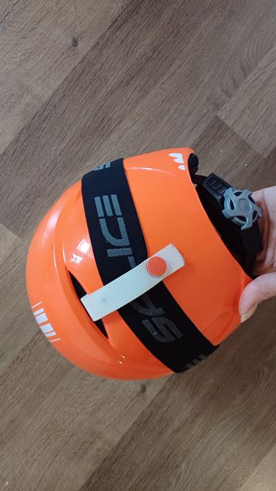 Шолом з окулярами на 5-10 років