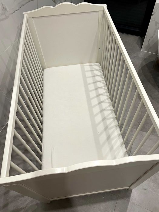 Łóżeczko dziecięce białe Ikea z materacem