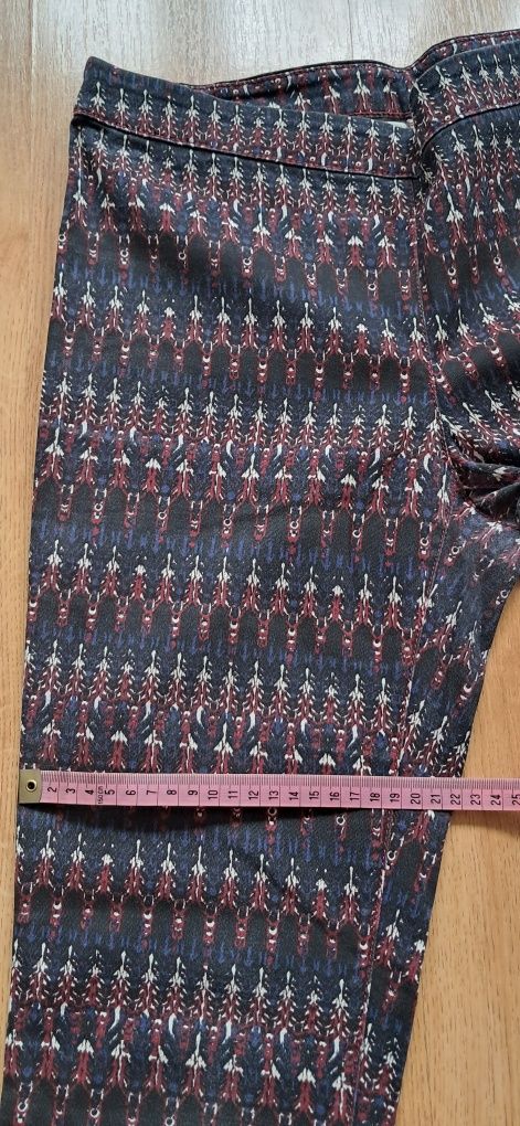 Legginsy wzór wzorzyste