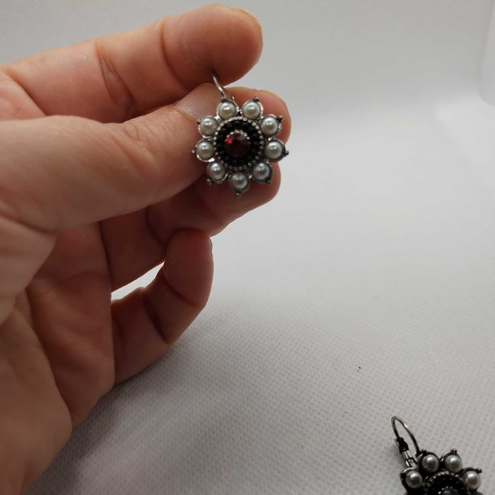 BRINCOS (6) 1 unid- 3€; 2 unid- 4€; 3 unid- 5€