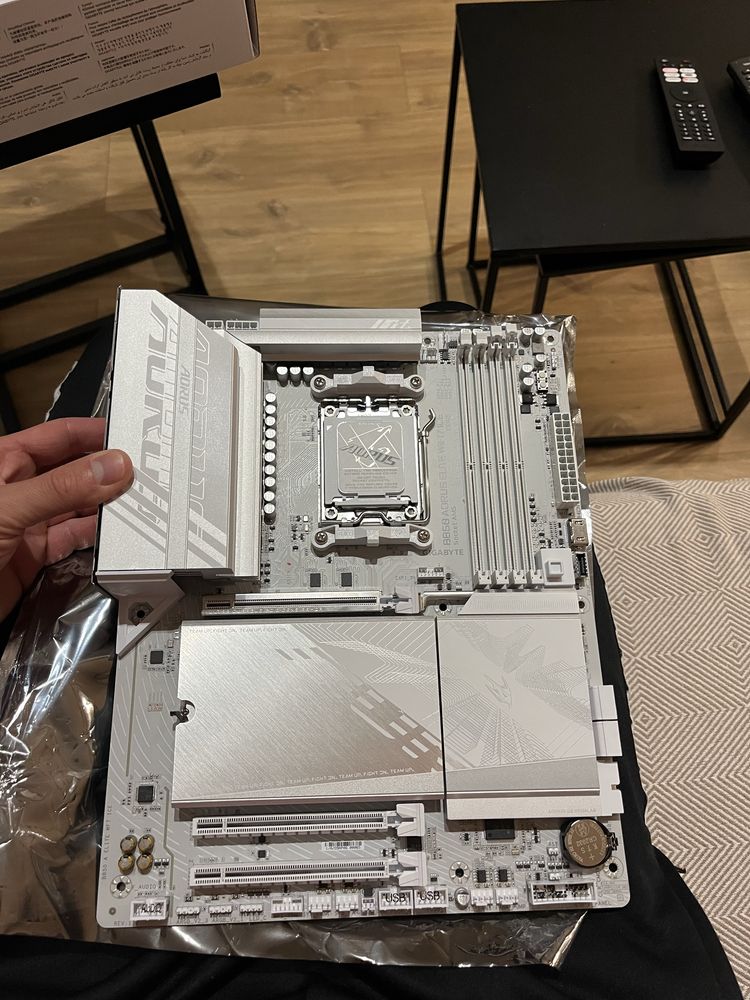 Płyta główna Gigabyte B850 Aorus Elite Ice WiFi 7