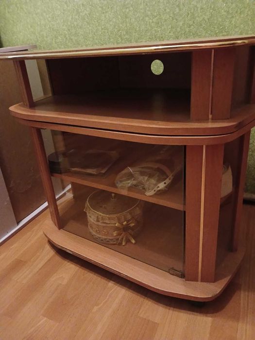 тумба под тв поворотная