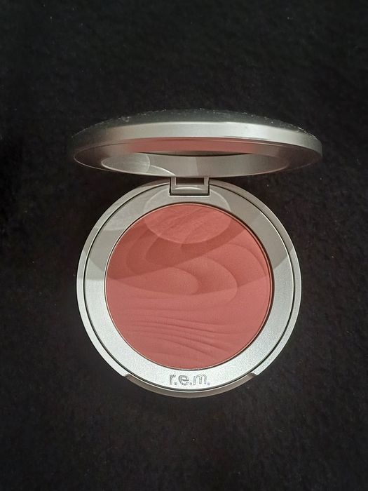 Róż rem beauty skinny dipped