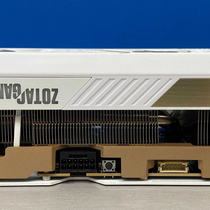 Zotac Gaming GeForce RTX 5080 Solid OC White Edition | 16GB GDDR7