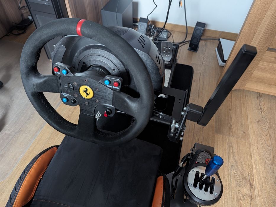 Thrustmaster T300 Alcantara+ T-LCM + T8HA + Playseat