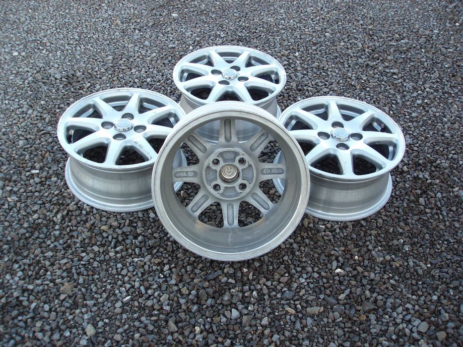 Felgi Aluminiowe  4x100x54  14''  ET 45  Oryginał TOYOTA