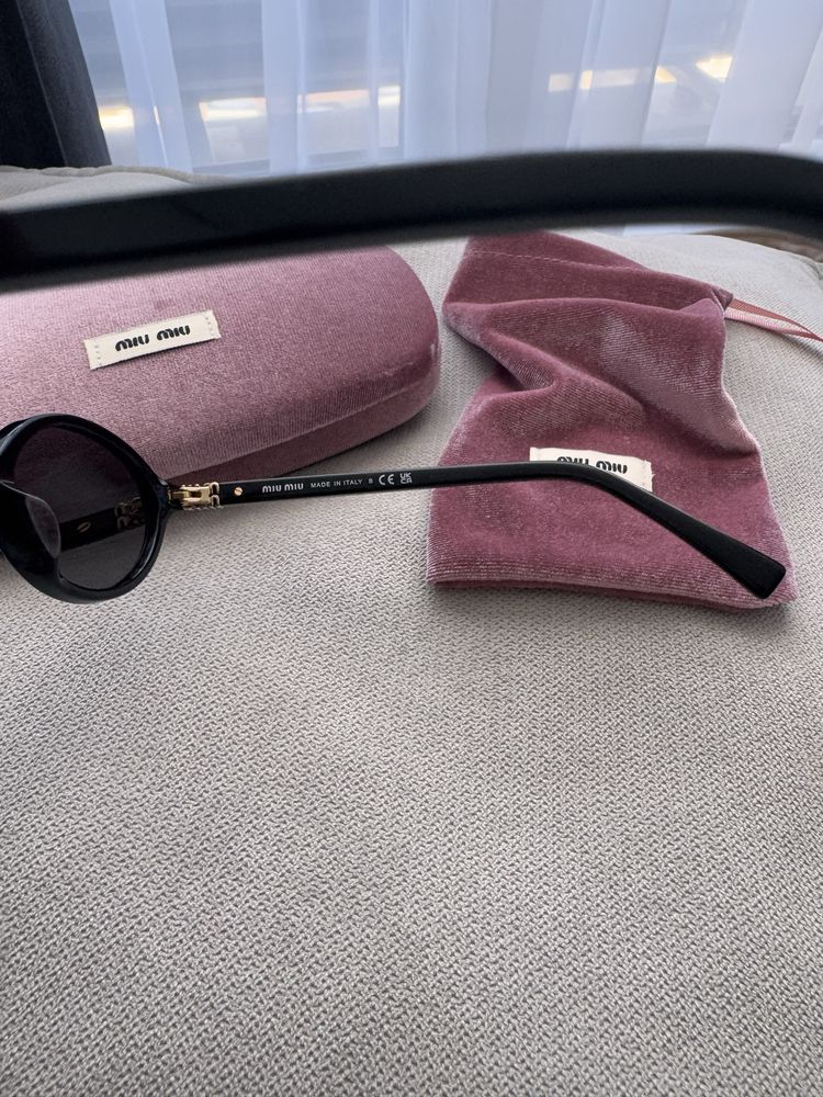 Продам очки Miu Miu