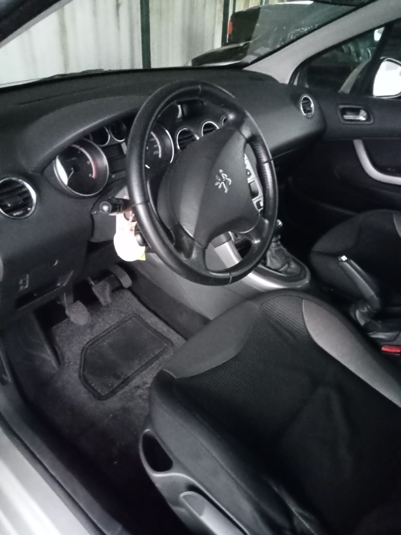 PEUGEOT 308 hdi 110cv