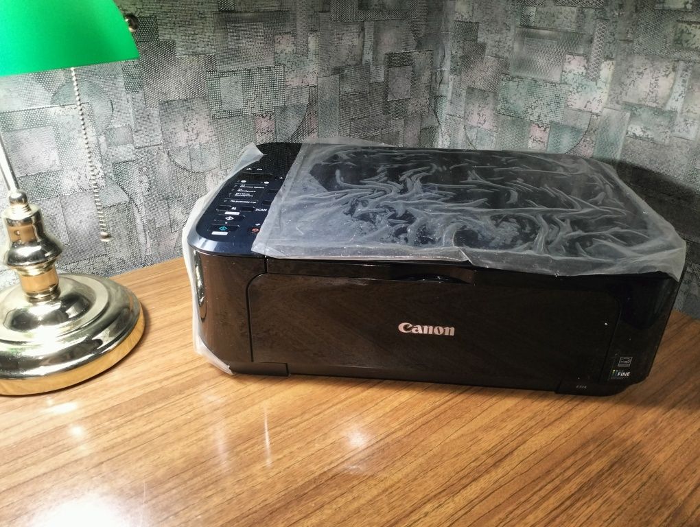 Принтер струйный Canon МФУ принтер + сканер. Без картриджей.