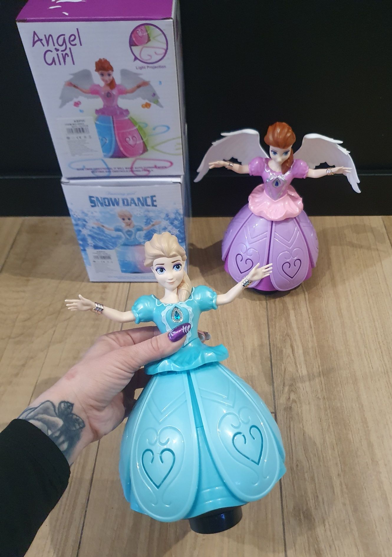 Interaktywna tańczącą grająca lampka projektor Elsa Frozen Kraina Lodu
