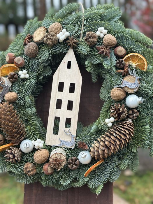 Wianek świąteczny bożonarodzeniowy z jodły nobilis 37 cm