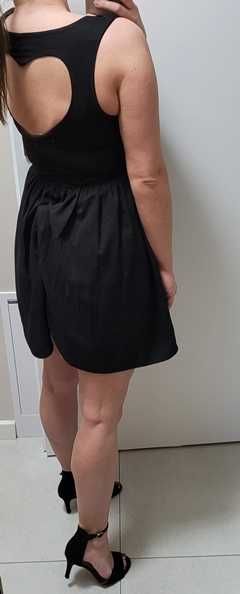 Czarna, krótka / mini sukienka na ramiączkach, Hearts & Bows, M (38)