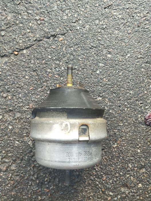 Подушка двигателя audi a4 B6 b7