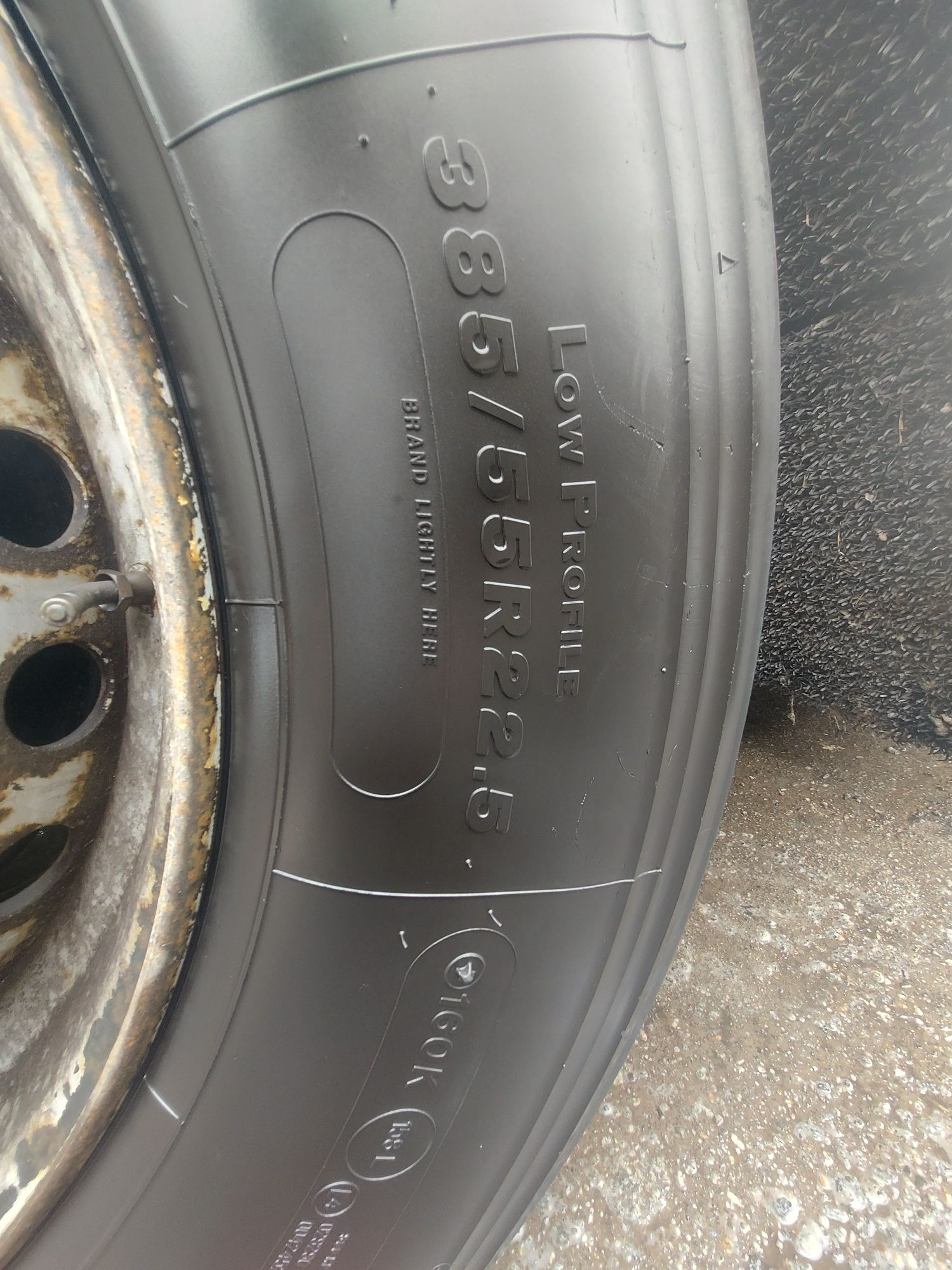 Продам резину BRIDGESTONE