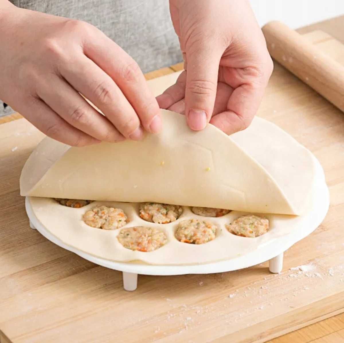 PIEROŻNICA forma do Pierogów Pielmieni Uszek 3 cm CIASTO NA PIEROGI