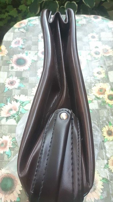 Портфель СССР новый .коричневый цвет.кожзам.