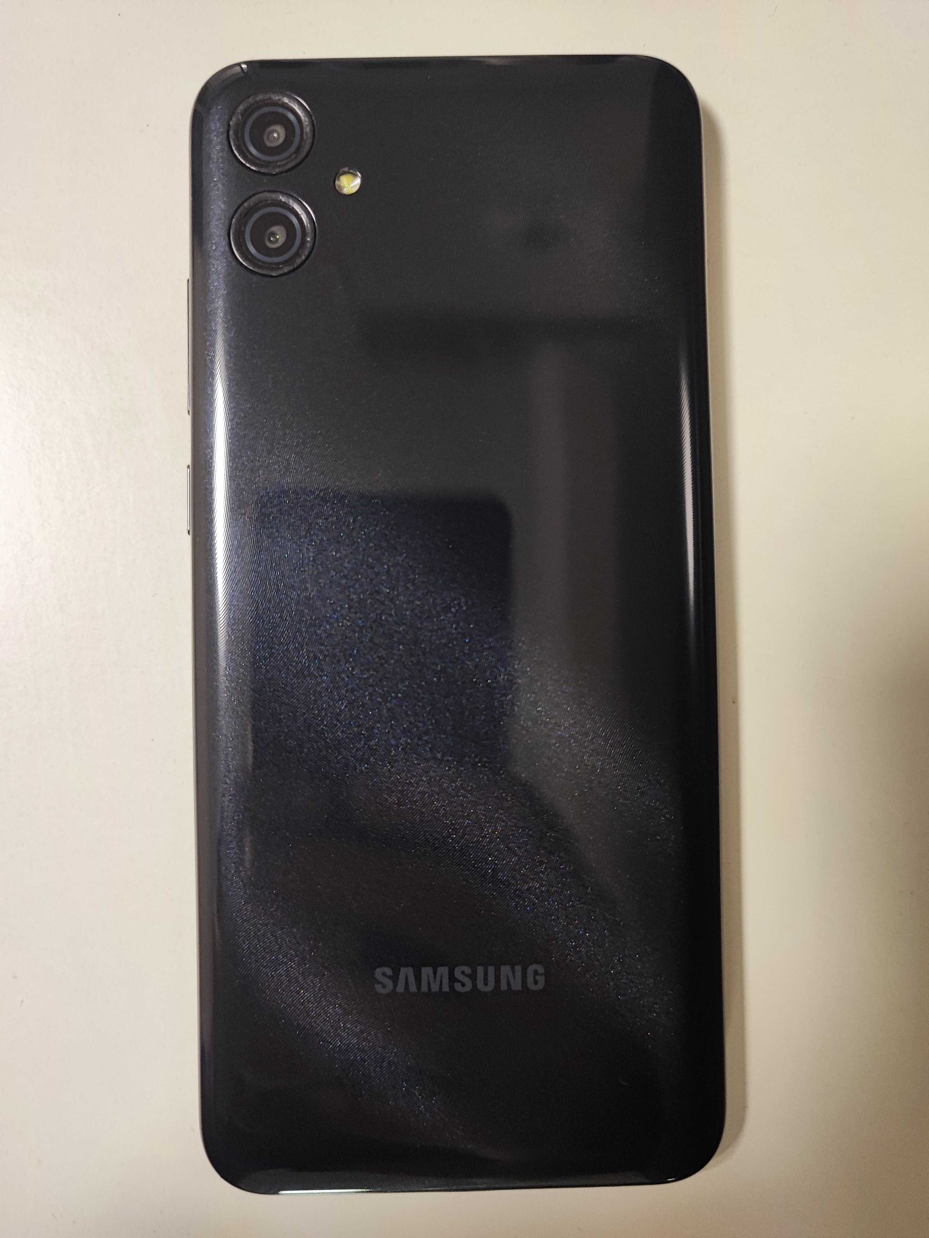 Samsung Galaxy A04e 3/32GB Black 5000mAh Android 14 состояние нового