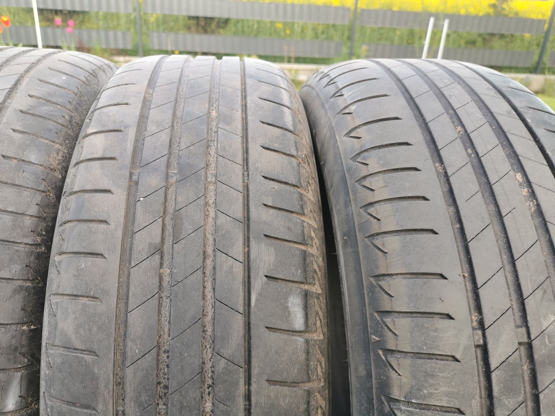 205/60R16 bridgestone turanza komplet