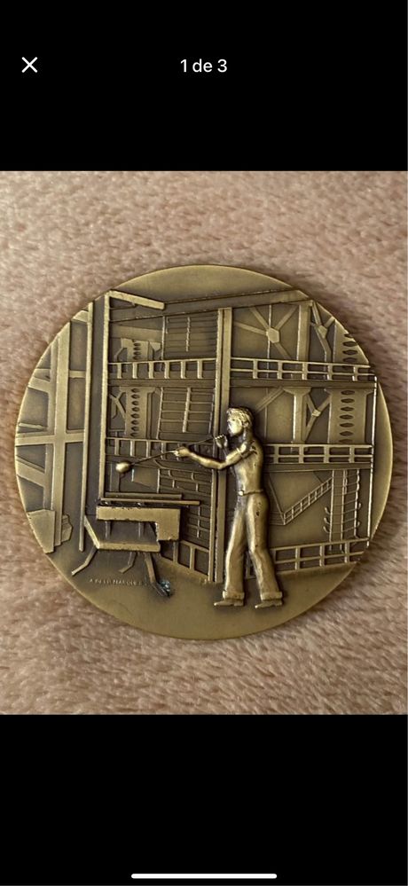 Medalhas comemorativas em bronze