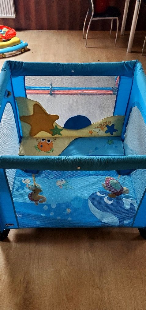Дитячий манеж CHICCO