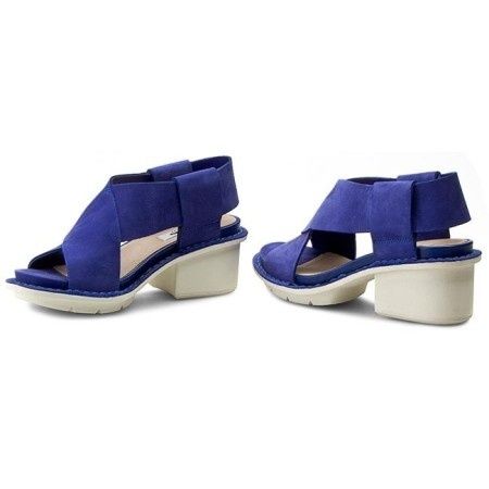 Босоніжки сині clarks р38