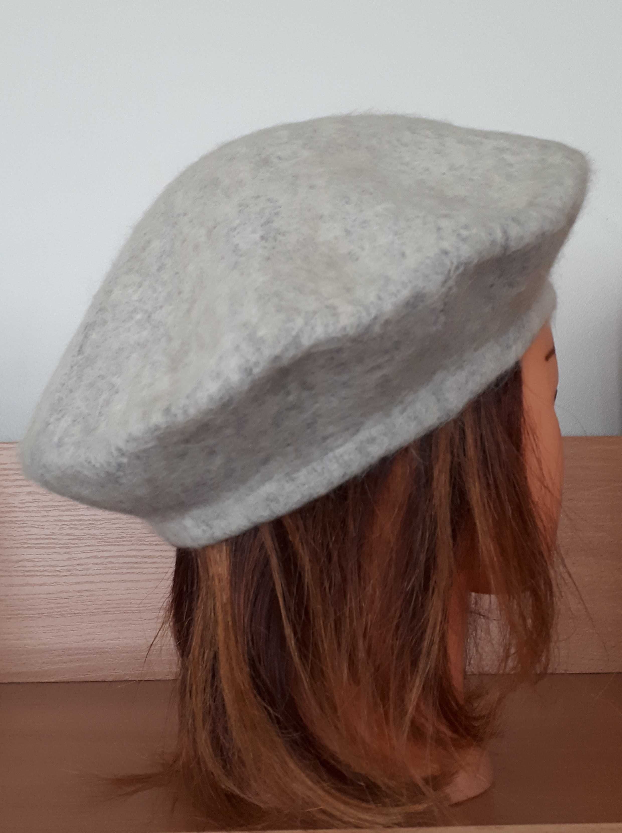 Beret damski szary z delikatnej wełny, średnica 27 cm