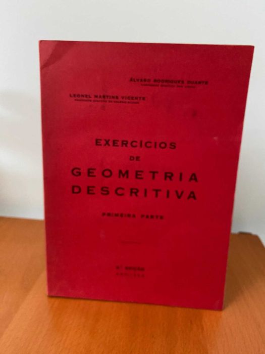 Exercícios de Geometria Descritiva - Primeira Parte