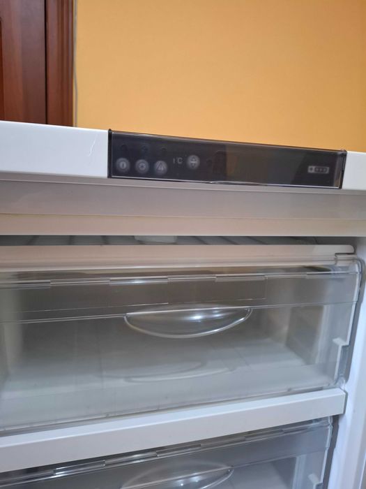 Морозильна камера ATLANT M-7103-090, 240 л