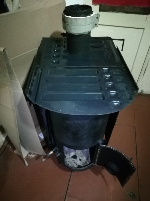 Продам печку буржуйку.