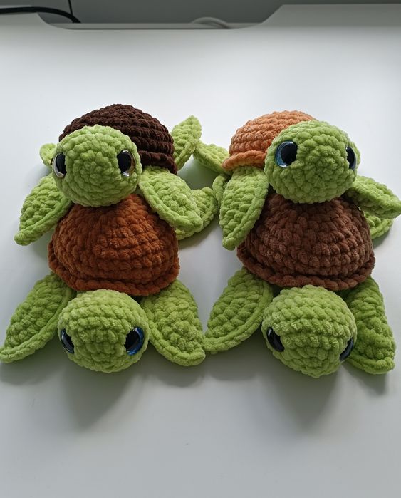 Maskotka żółw na szydełku