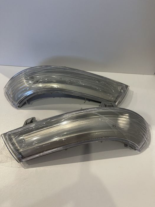 Поворотник в зеркало vw golf 5,6 Passat b5,b6,jetta,Superb 1