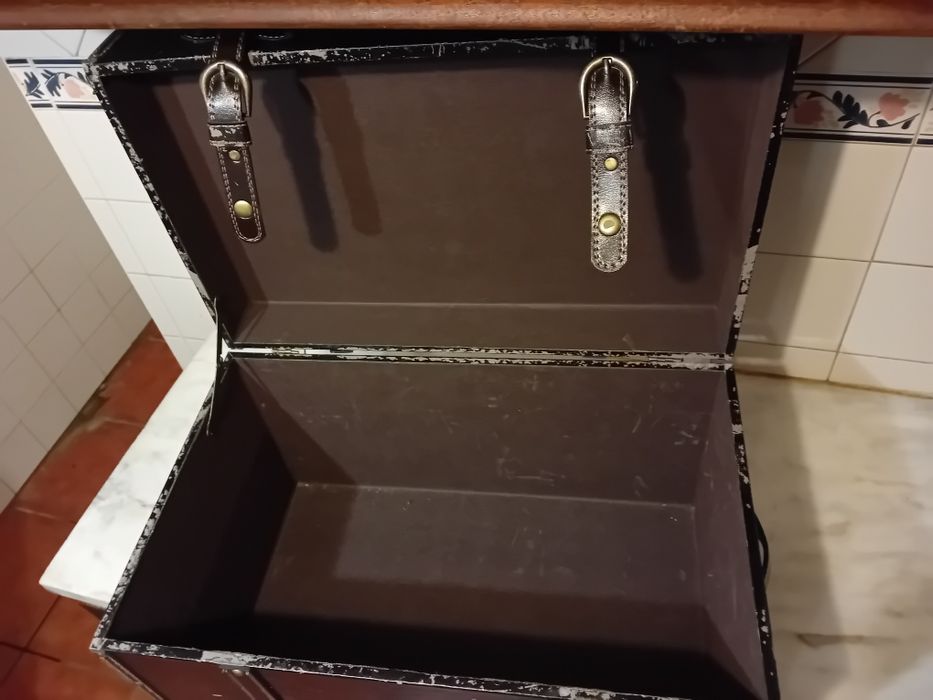 Maleta Antiga Decorativa Utilitária
