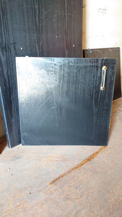 ДСП 235×60 чорні — меблеві плити б/у  + дверці в подарунок!