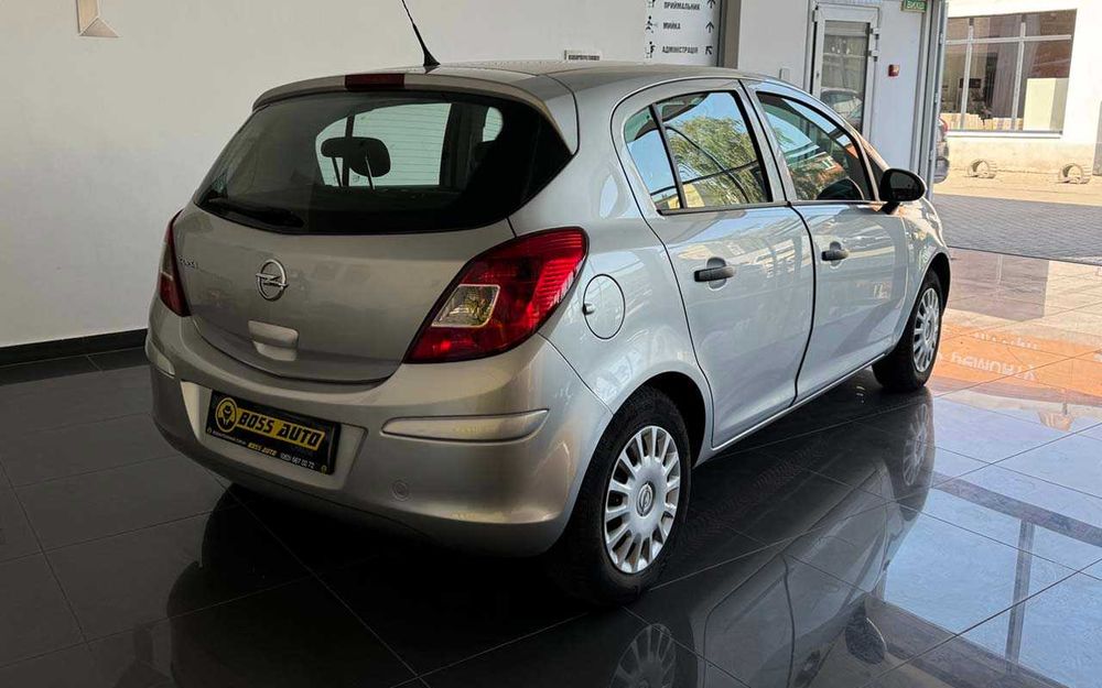 Opel Corsa  2012
