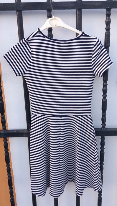 Vestido com riscas, tamanho 12-13 anos da Primark 5€