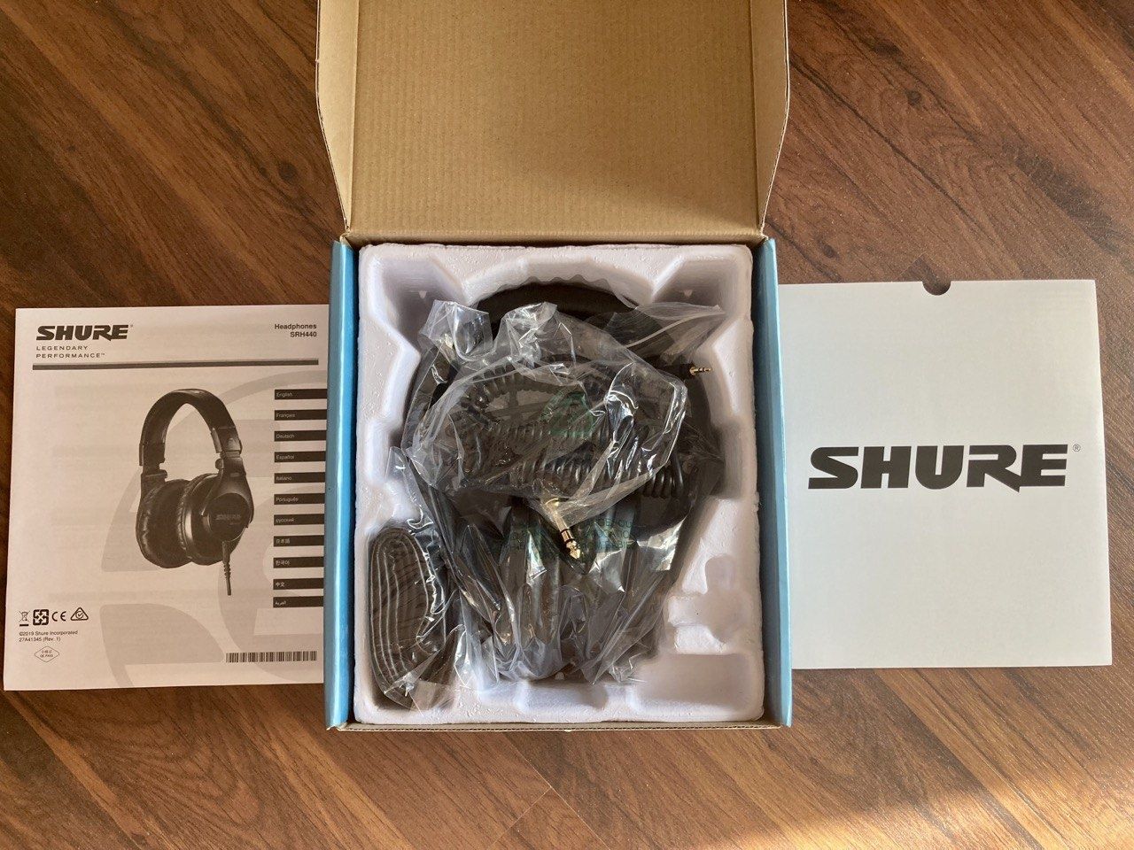 Студийные наушники SHURE SRH-440