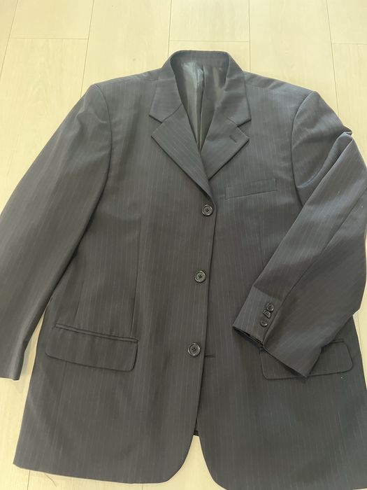 Fato de homem azul escuro