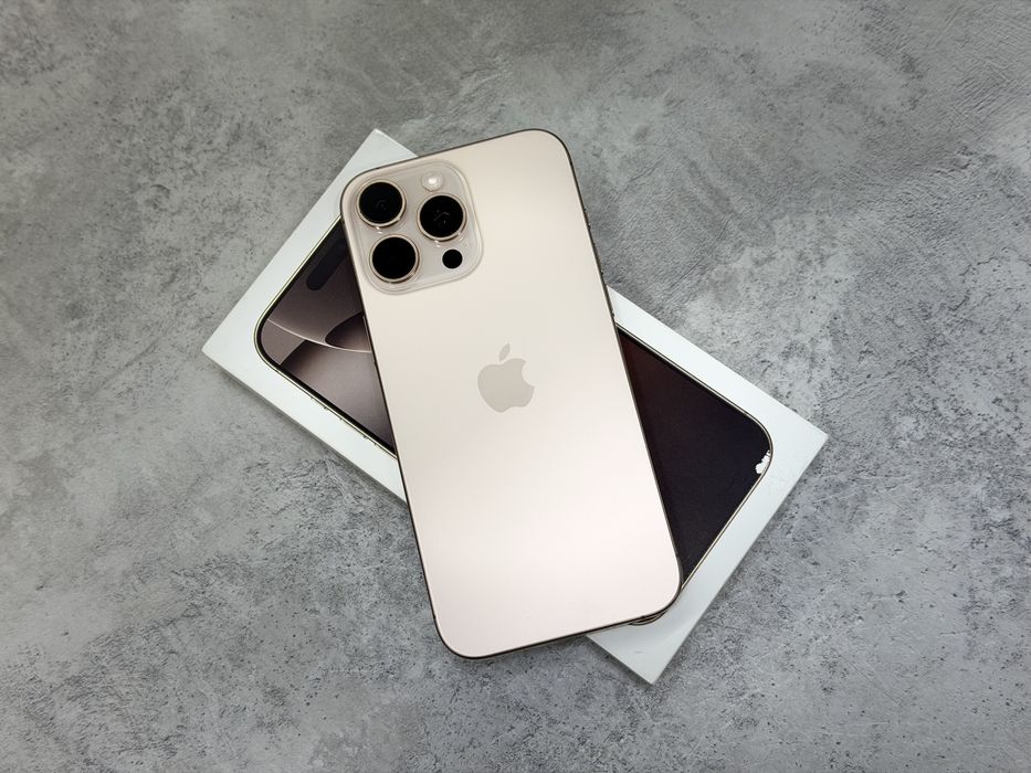 Iphone 16 Pro max / 256 gb / Desert titanium