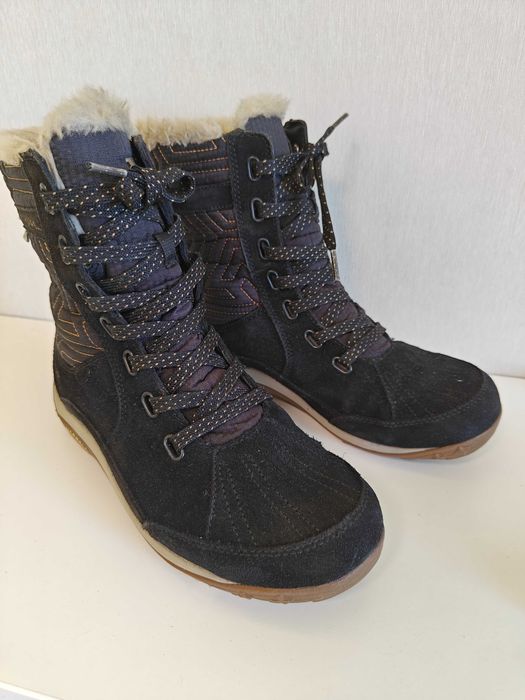 Жіночі зимові чоботи Merrell