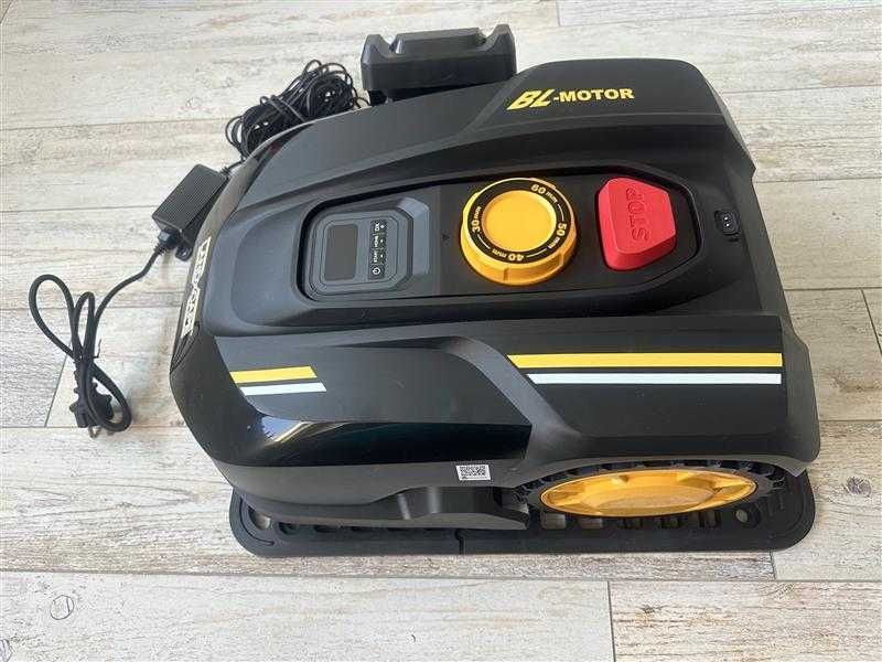 Robot koszący LandXcape LX790 600m2 20V 30-60mm