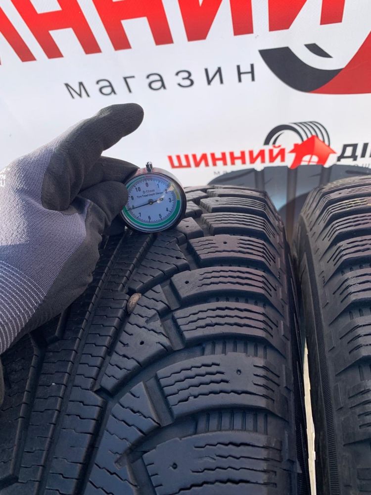 Шини 255/70 R16 Nokian всесезонні 8 мм